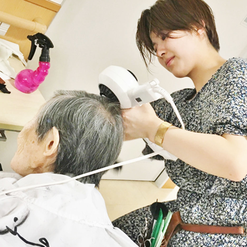 訪問美容サービスについて | お知らせ | 仙台の美容室・美容院