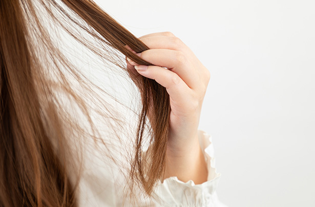 冬の乾燥が髪に与える影響